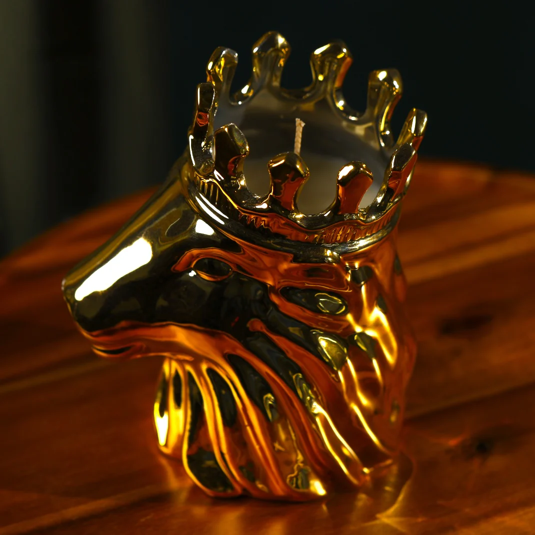 The KING Diamond Candle - Image 7